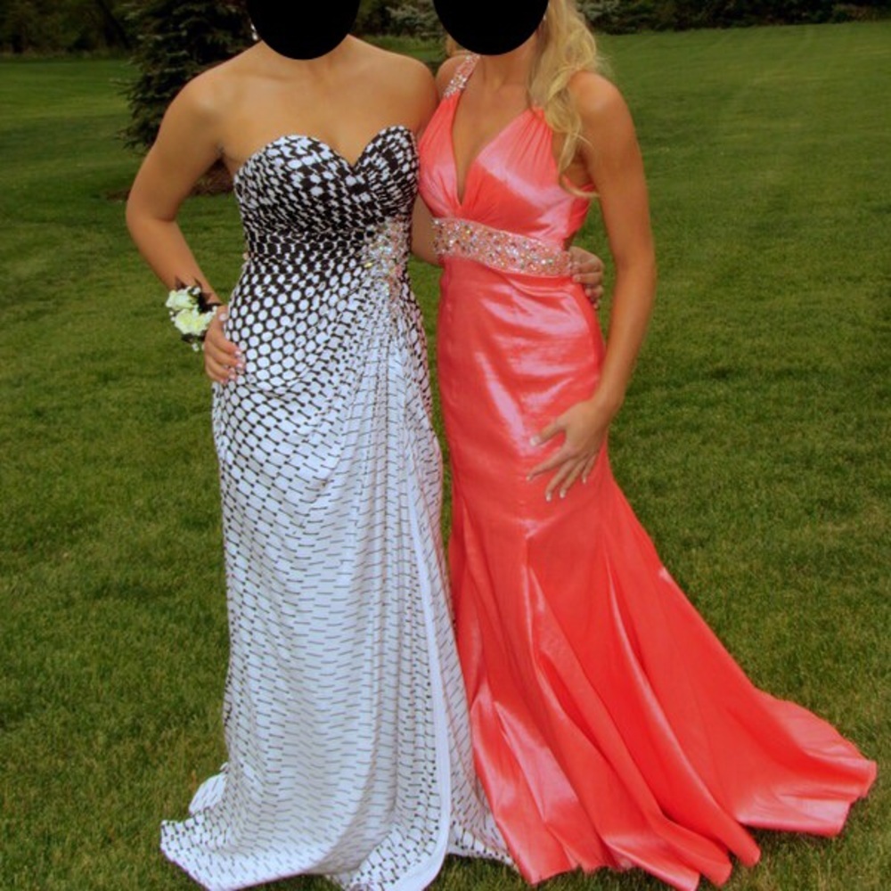 Additional photos for Tony Bowls Prom Dress- sz 2